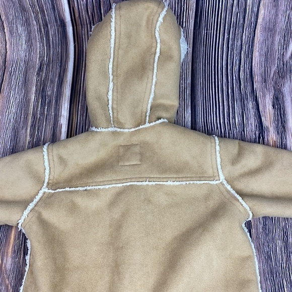 Baby Gap Faux Suede (Poly) & Shearling Bear Snow Onesie - Sz 6-12 Month - Picture 5 of 15